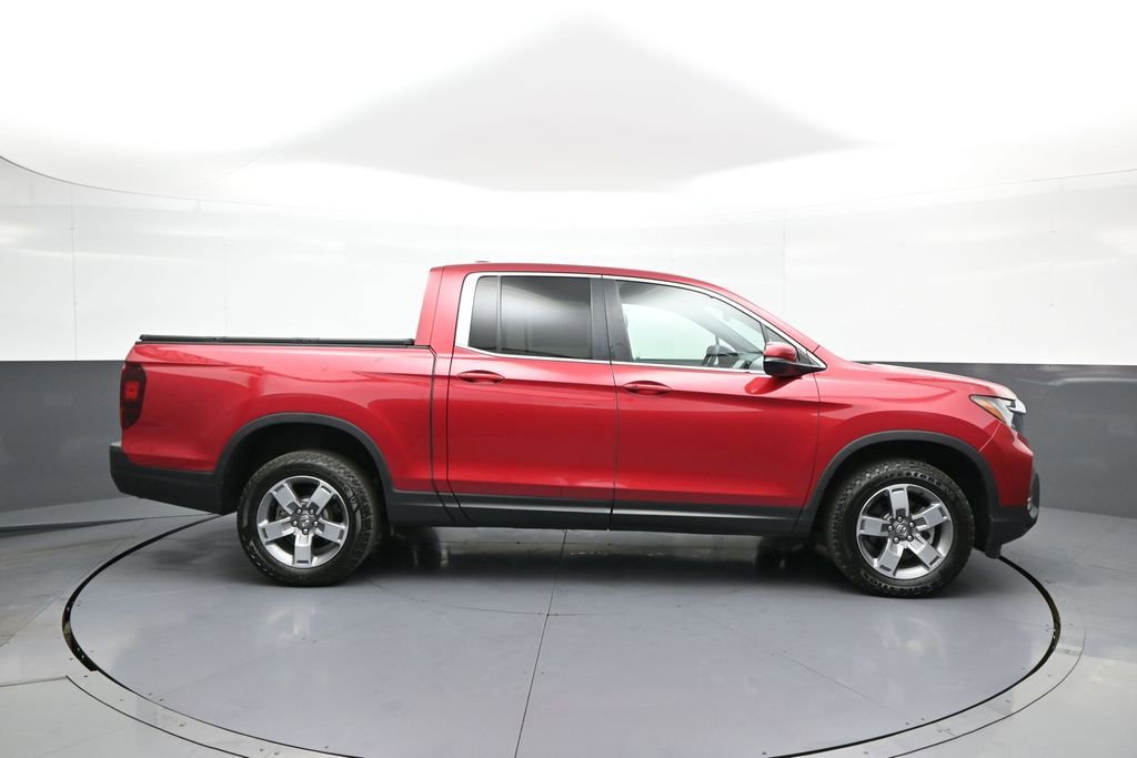 Certified 2025 Honda Ridgeline RTL image 5