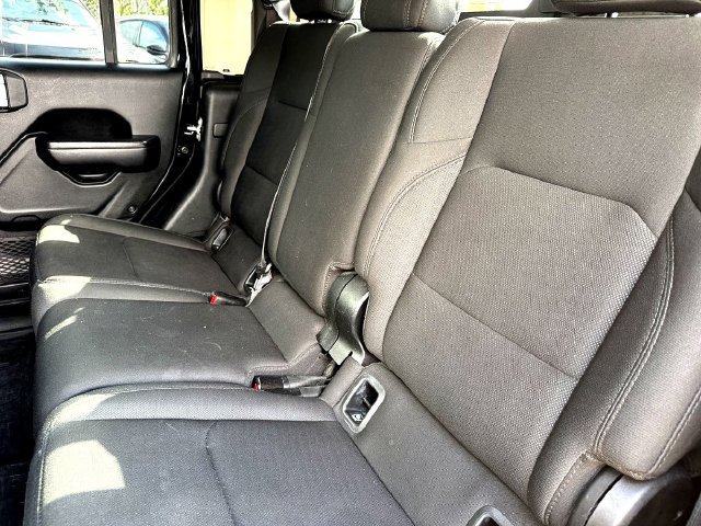 Used 2020 Jeep Gladiator Sport w/ Quick Order Package 24S AWD/4WD image 23