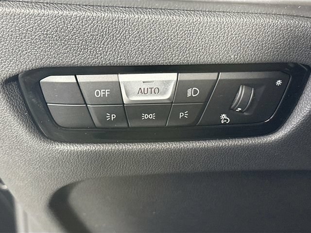 Used 2025 BMW 330i xDrive Sedan AWD/4WD image 22