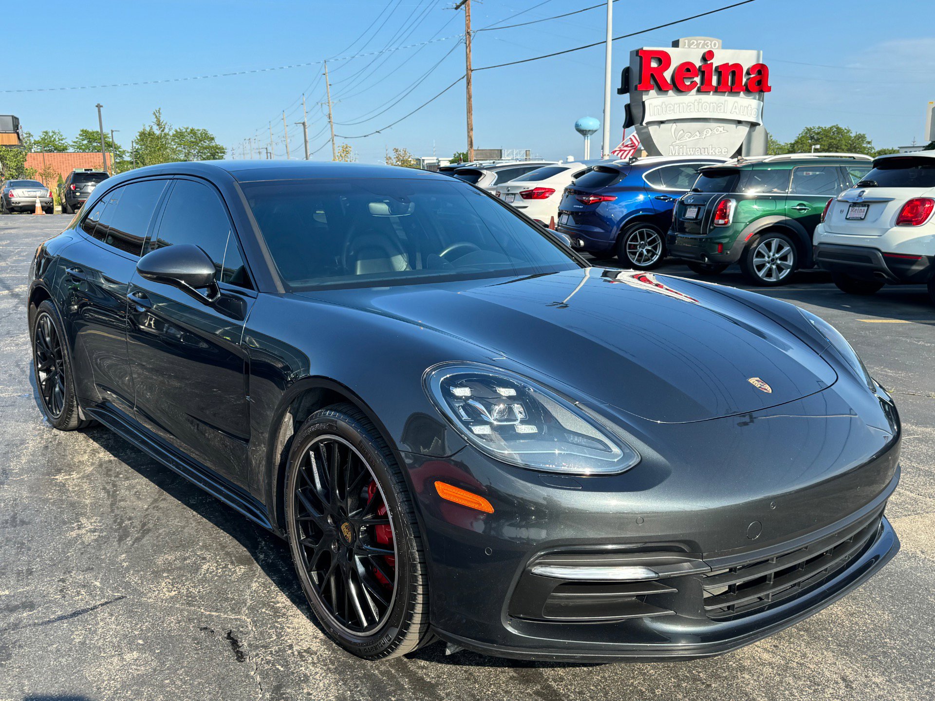 Used 2018 Porsche Panamera 4 image 37