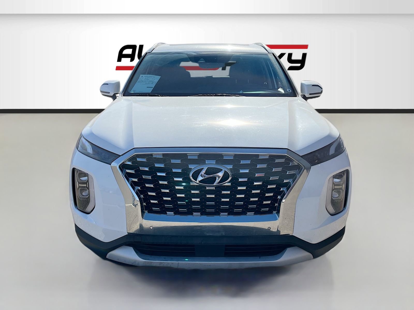 Used 2022 Hyundai Palisade SEL w/ Cargo Package image 2