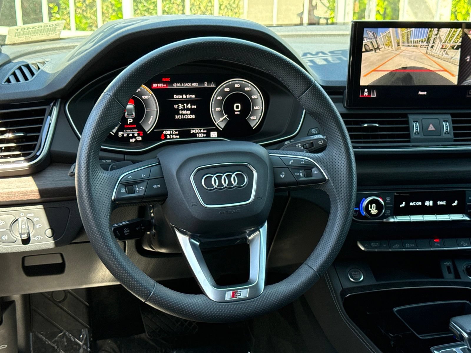 Used 2024 Audi Q5 e Premium Plus w/ Premium Plus Package AWD/4WD image 38