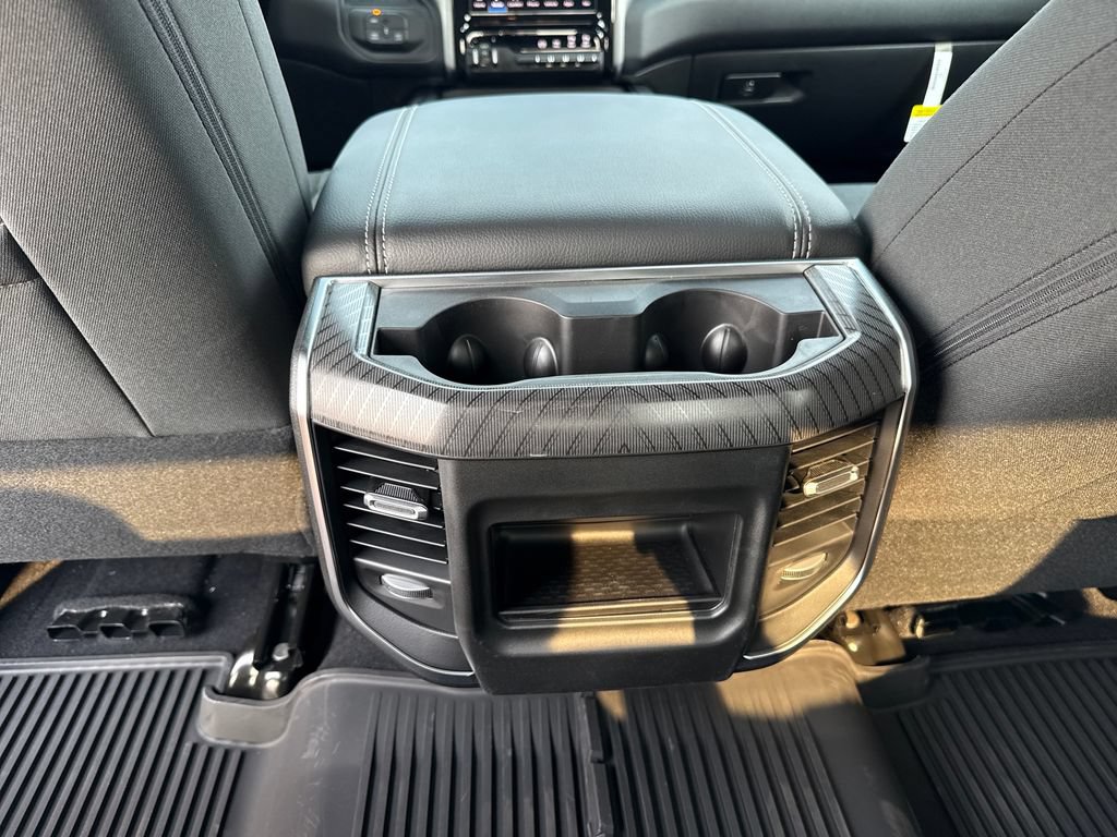 New 2026 RAM 2500 Big Horn AWD/4WD image 10