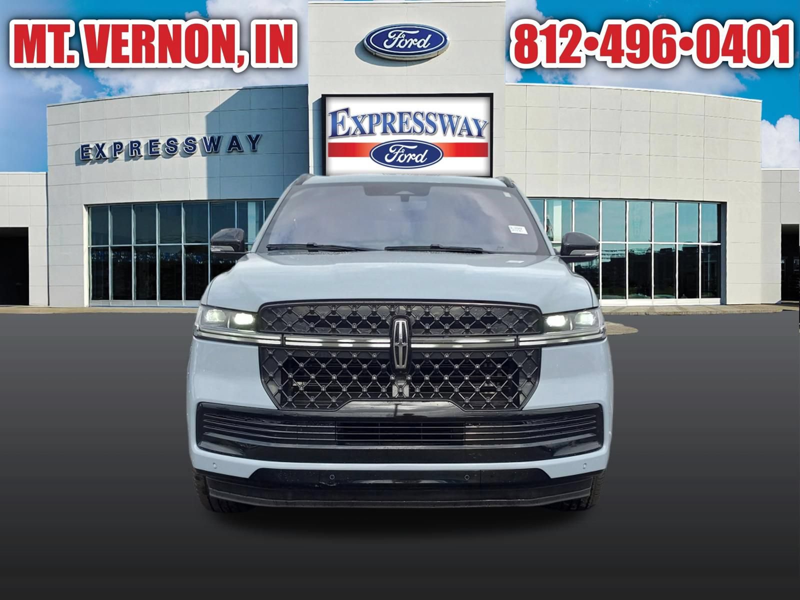 Used 2025 Lincoln Navigator L Reserve w/ Jet Appearance Package AWD/4WD image 4