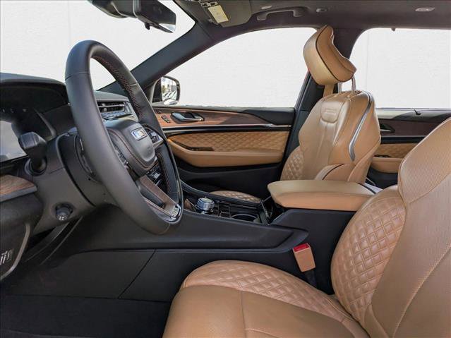 Used 2023 Jeep Grand Cherokee L Summit w/ Advanced Protech Group IV image 17