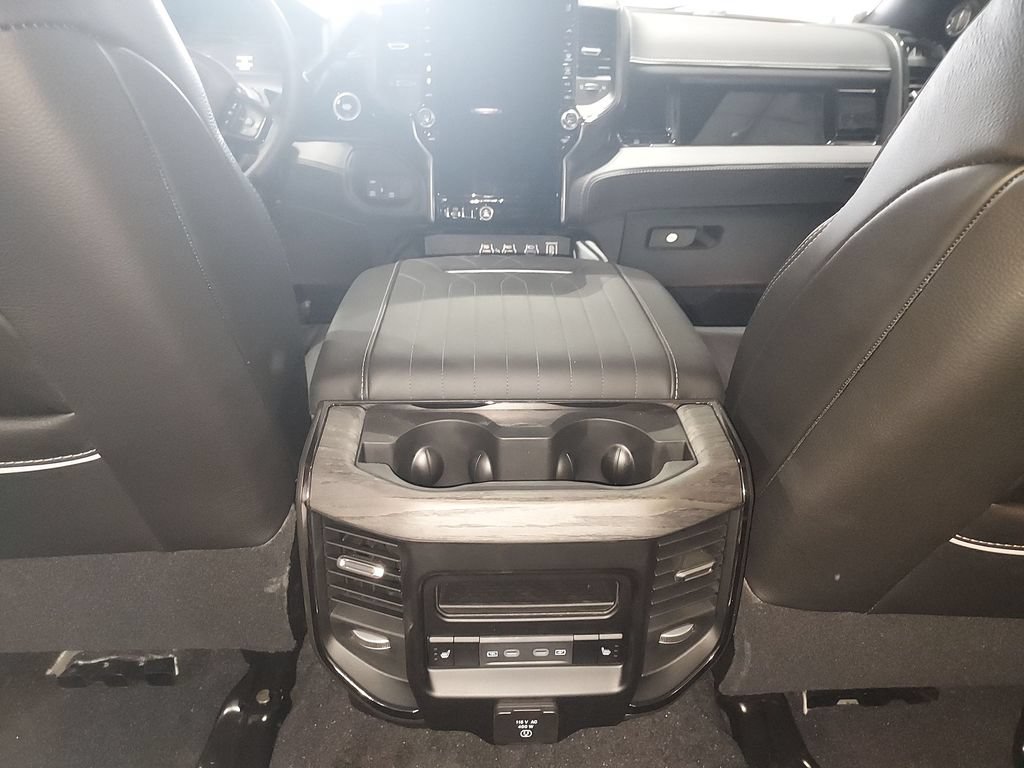 New 2026 RAM 2500 Limited AWD/4WD image 10
