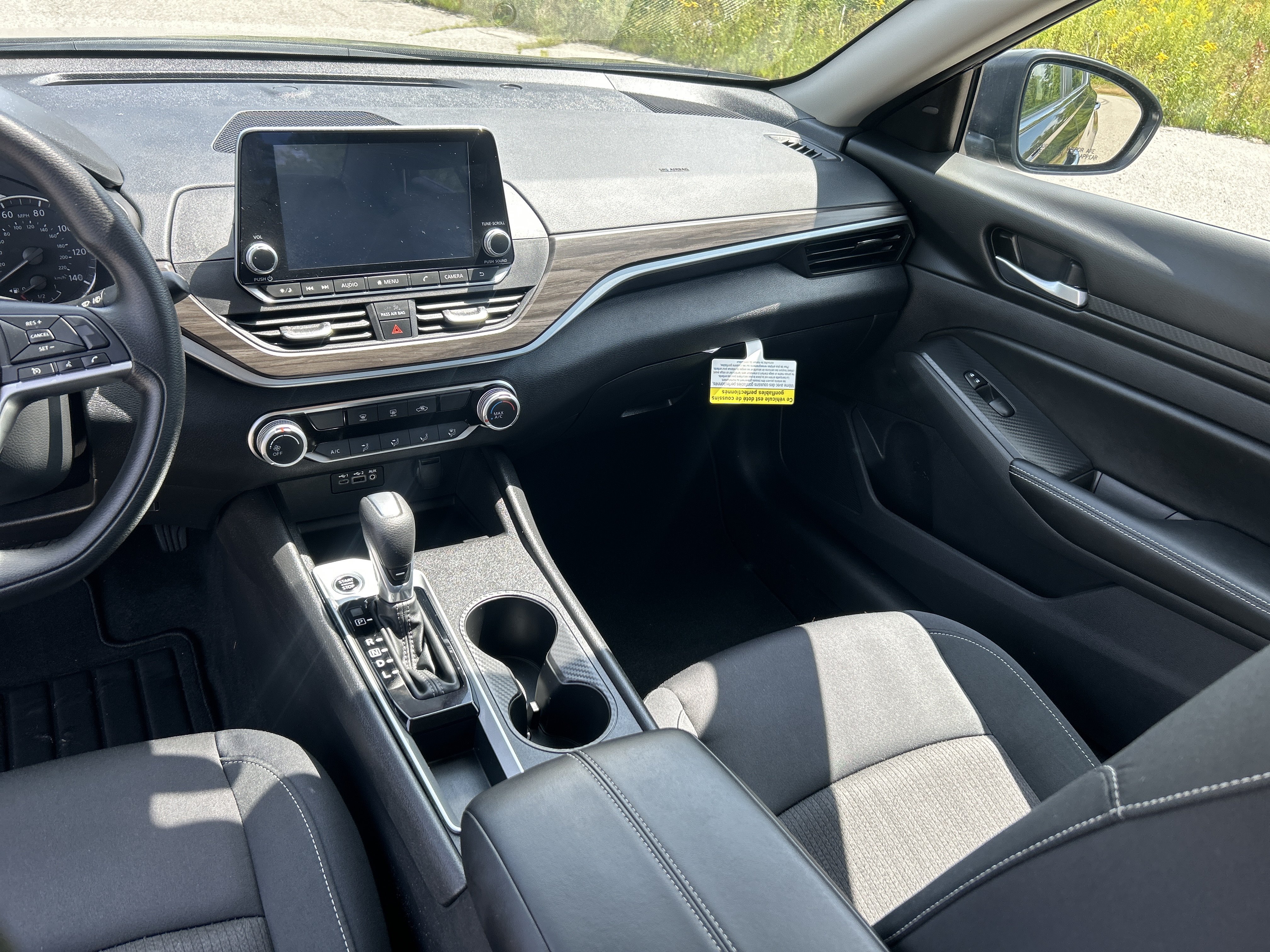 Certified 2025 Nissan Altima 2.5 SV FWD image 19