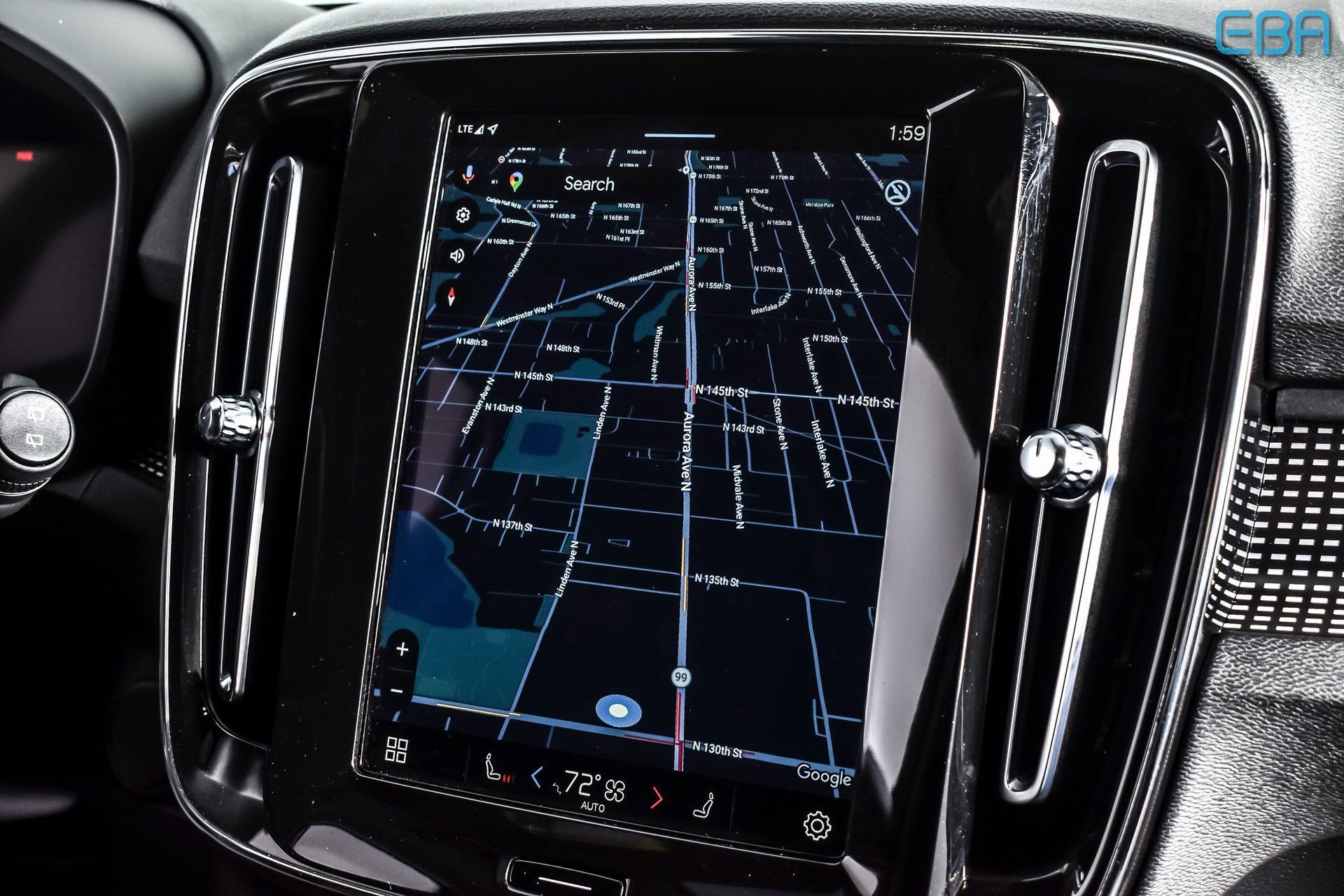 Used 2022 Volvo XC40 P8 Recharge Ultimate image 25