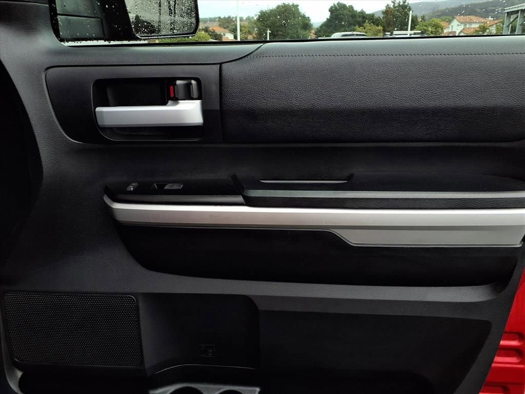 Used 2017 Toyota Tundra SR5 image 24