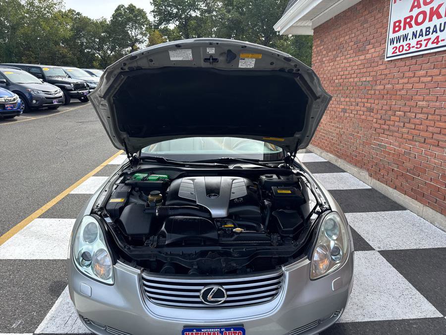 Used 2004 Lexus SC 430 Convertible image 31
