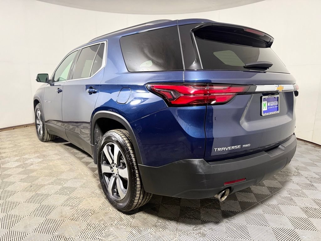 Used 2023 Chevrolet Traverse LT w/ LT Premium Package AWD/4WD image 4