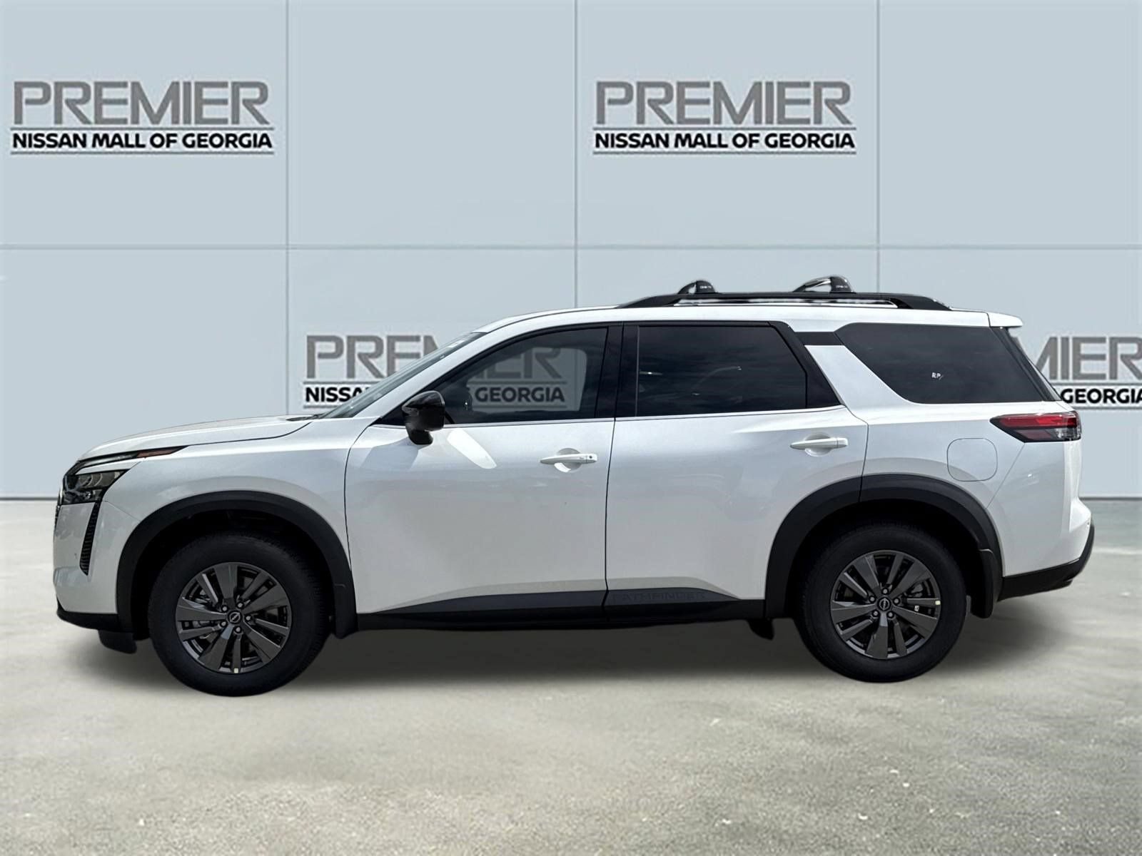 New 2026 Nissan Pathfinder SV w/ SV Premium Package FWD image 23