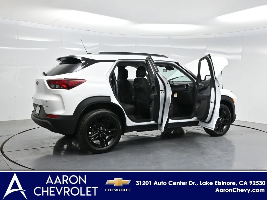 New 2026 Chevrolet TrailBlazer LT w/ Midnight Edition image 4