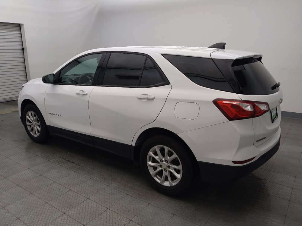 Used 2019 Chevrolet Equinox LS AWD/4WD image 3