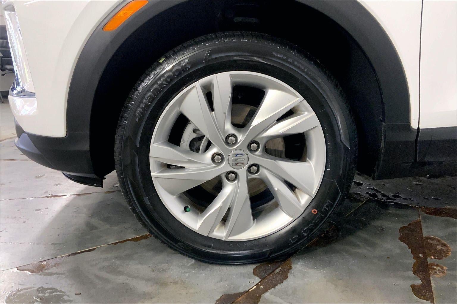 Used 2025 Buick Encore GX Preferred AWD/4WD image 11