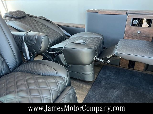 Used 2023 Mercedes-Benz Sprinter 3500 image 26