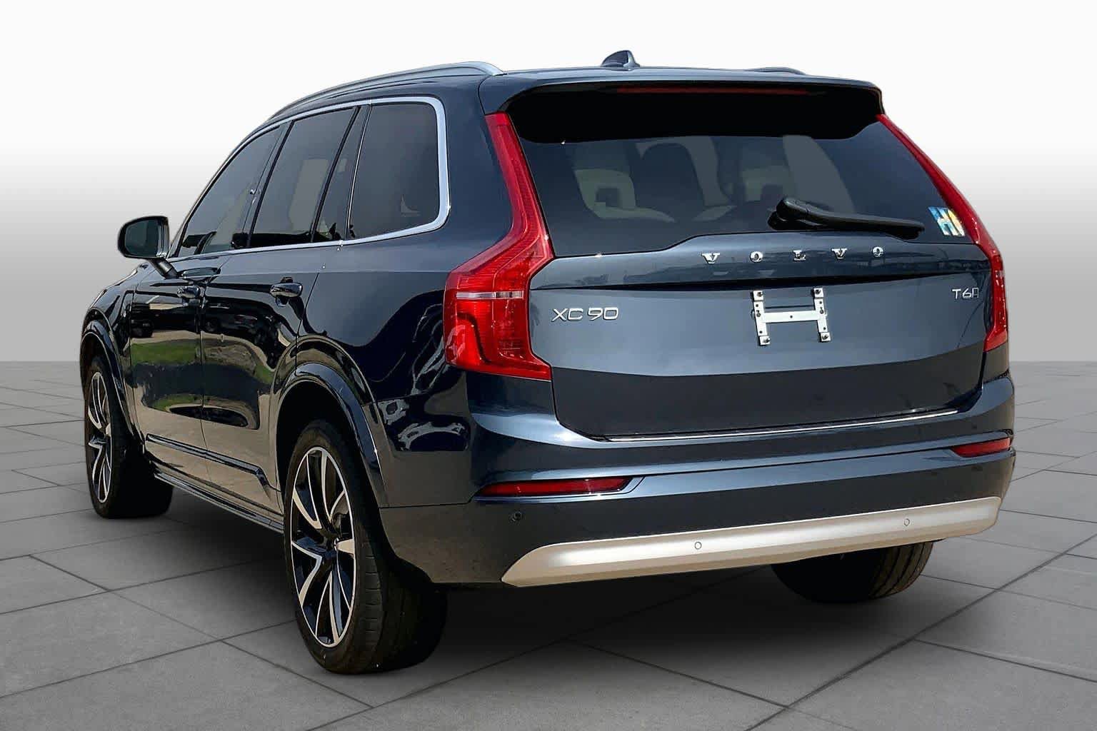 Used 2022 Volvo XC90 T6 Momentum w/ Advanced Package AWD/4WD image 12