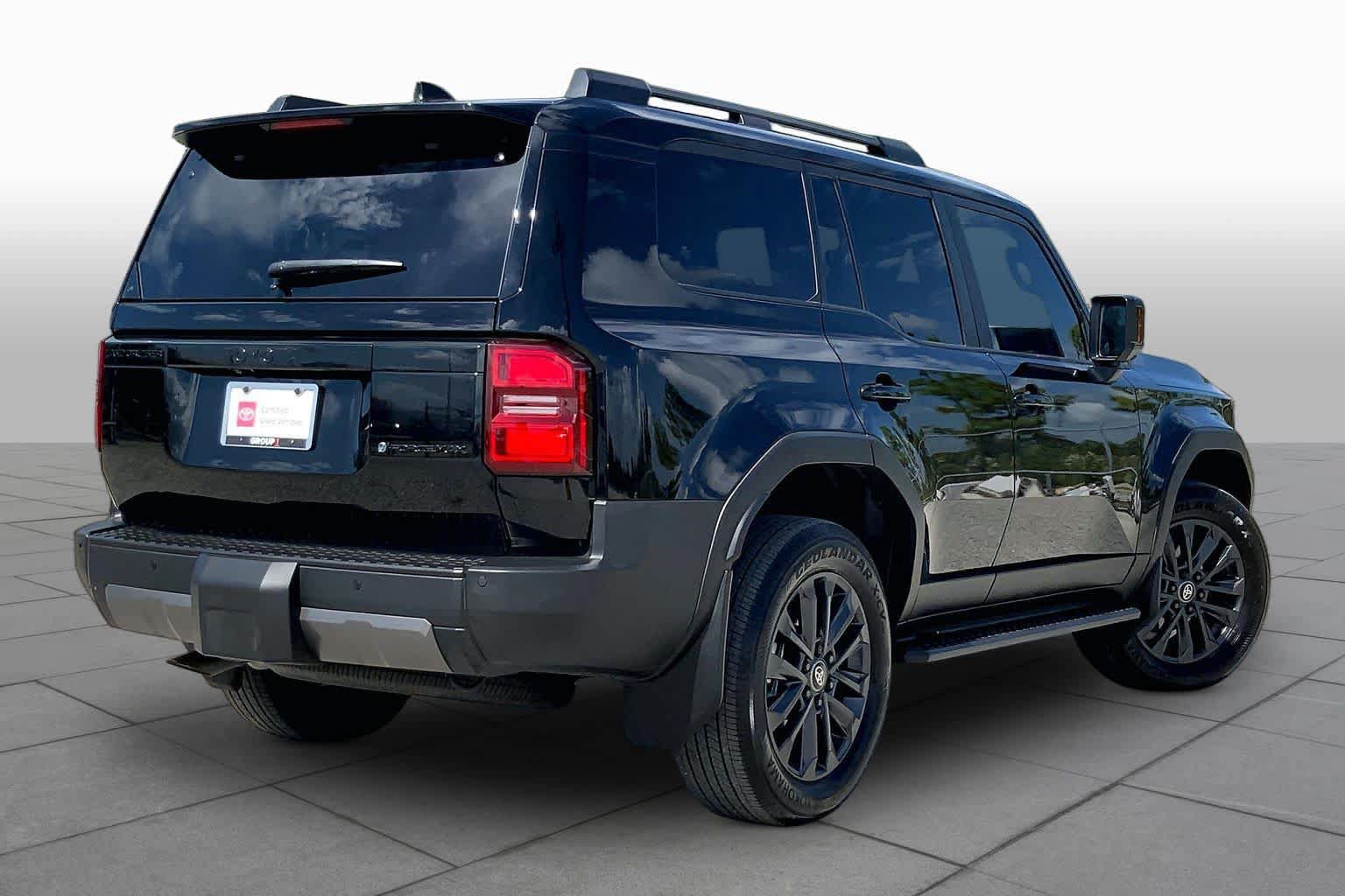 Used 2026 Toyota Land Cruiser w/ Premium Package AWD/4WD image 13