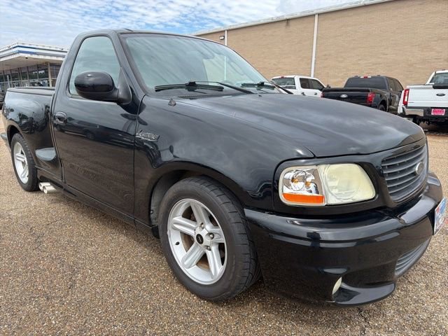 Used 2004 Ford F150 Lightning RWD image 1