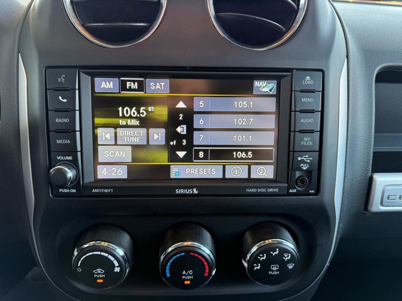 Used 2017 Jeep Compass High Altitude image 35