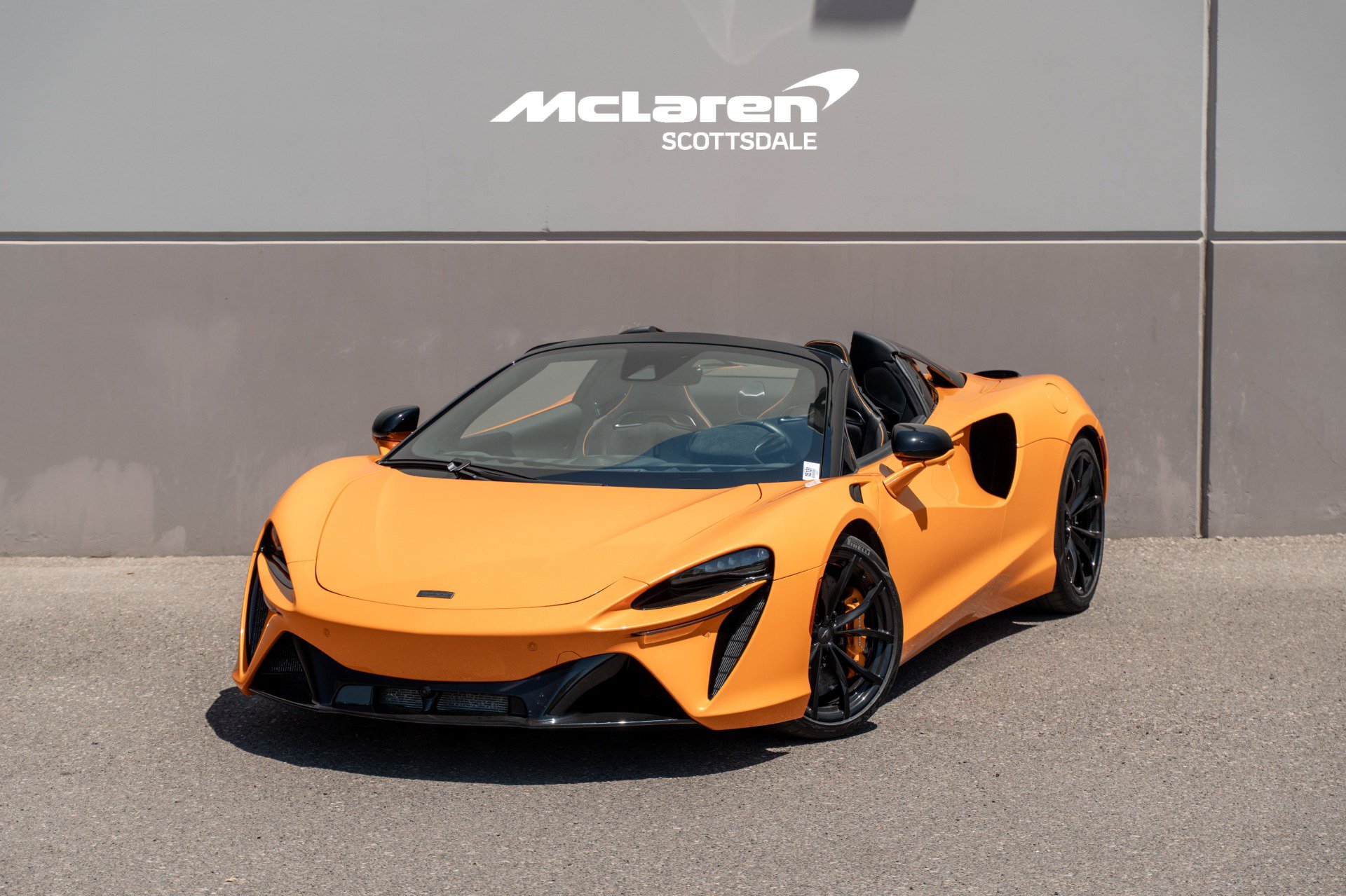 Used 2025 McLaren Artura Spider