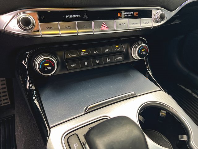 Used 2022 Kia Stinger GT2 image 21