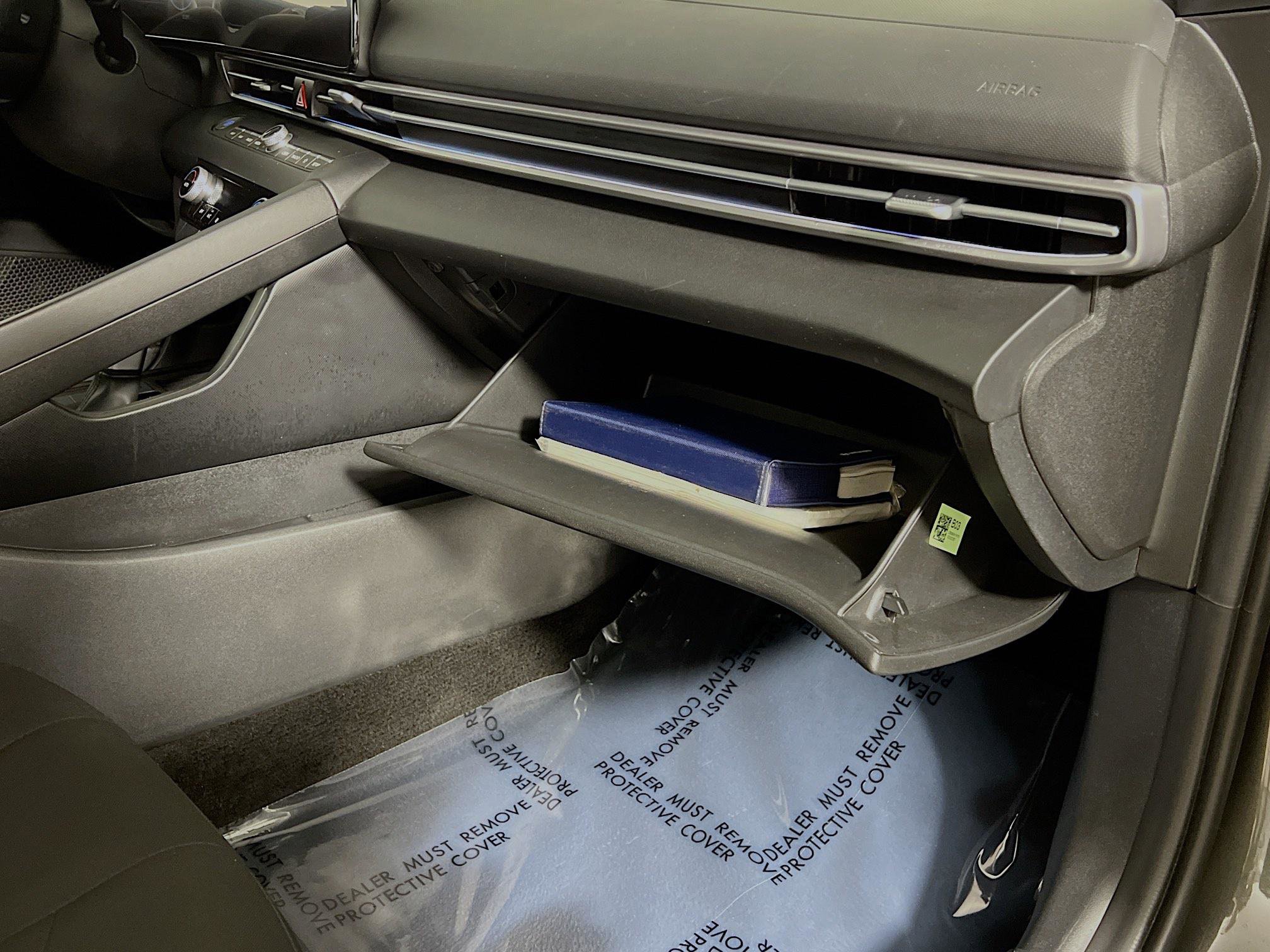 Used 2024 Hyundai Elantra SEL image 35