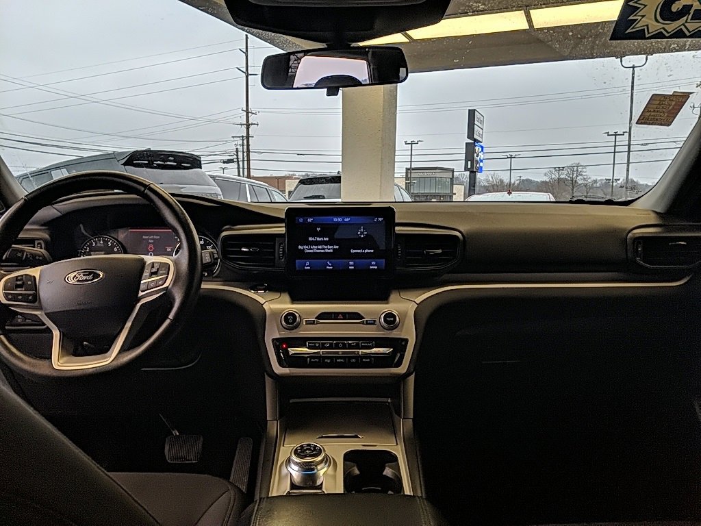 Certified 2023 Ford Explorer XLT image 17