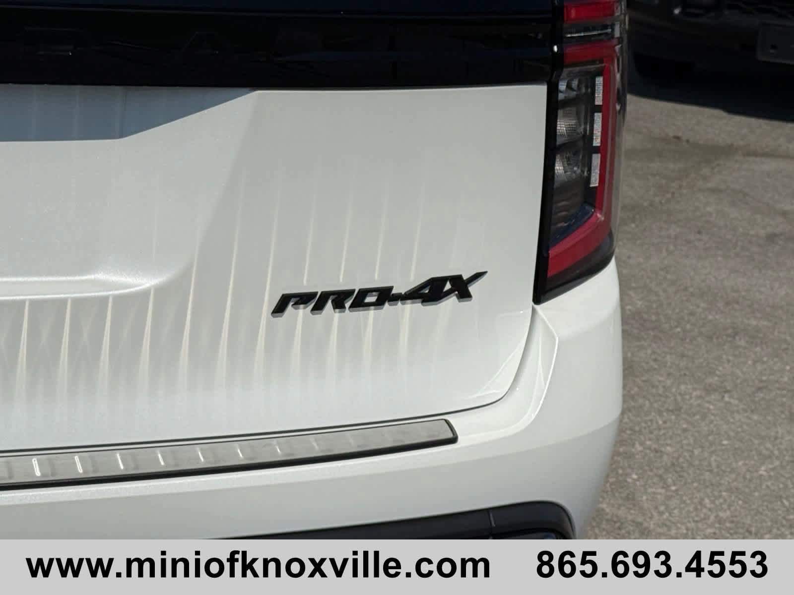 Used 2025 Nissan Armada PRO-4X AWD/4WD image 11