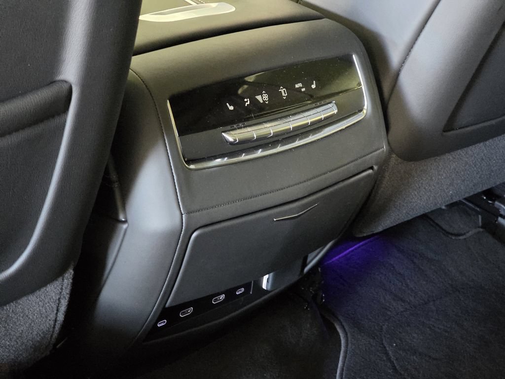 New 2026 Cadillac Escalade Platinum Sport AWD/4WD image 16