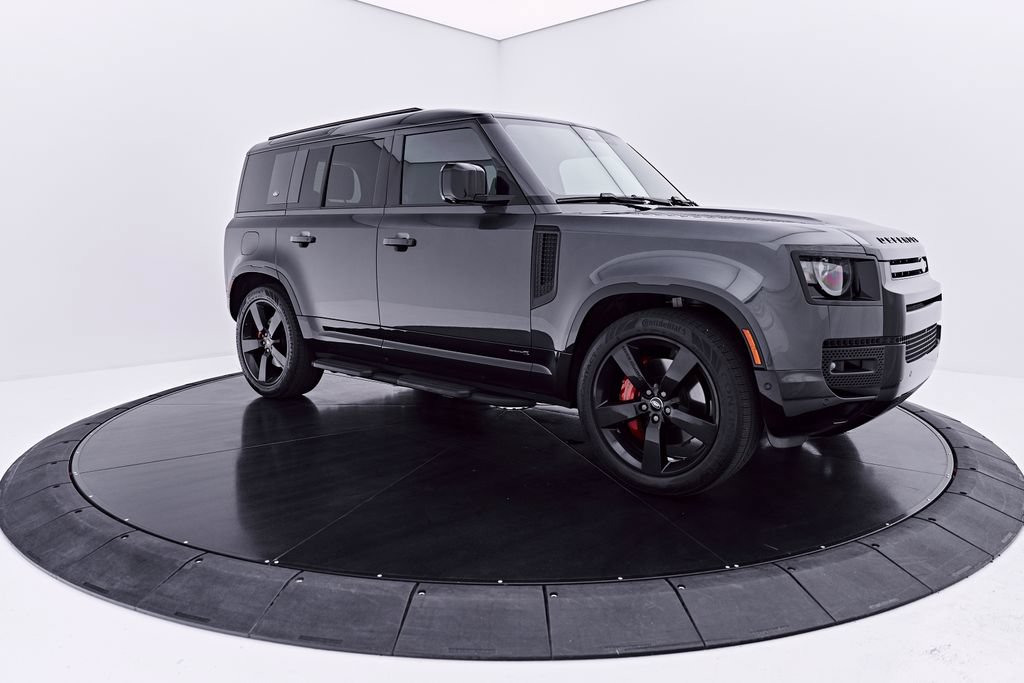 Used 2023 Land Rover Defender 110 X AWD/4WD image 17