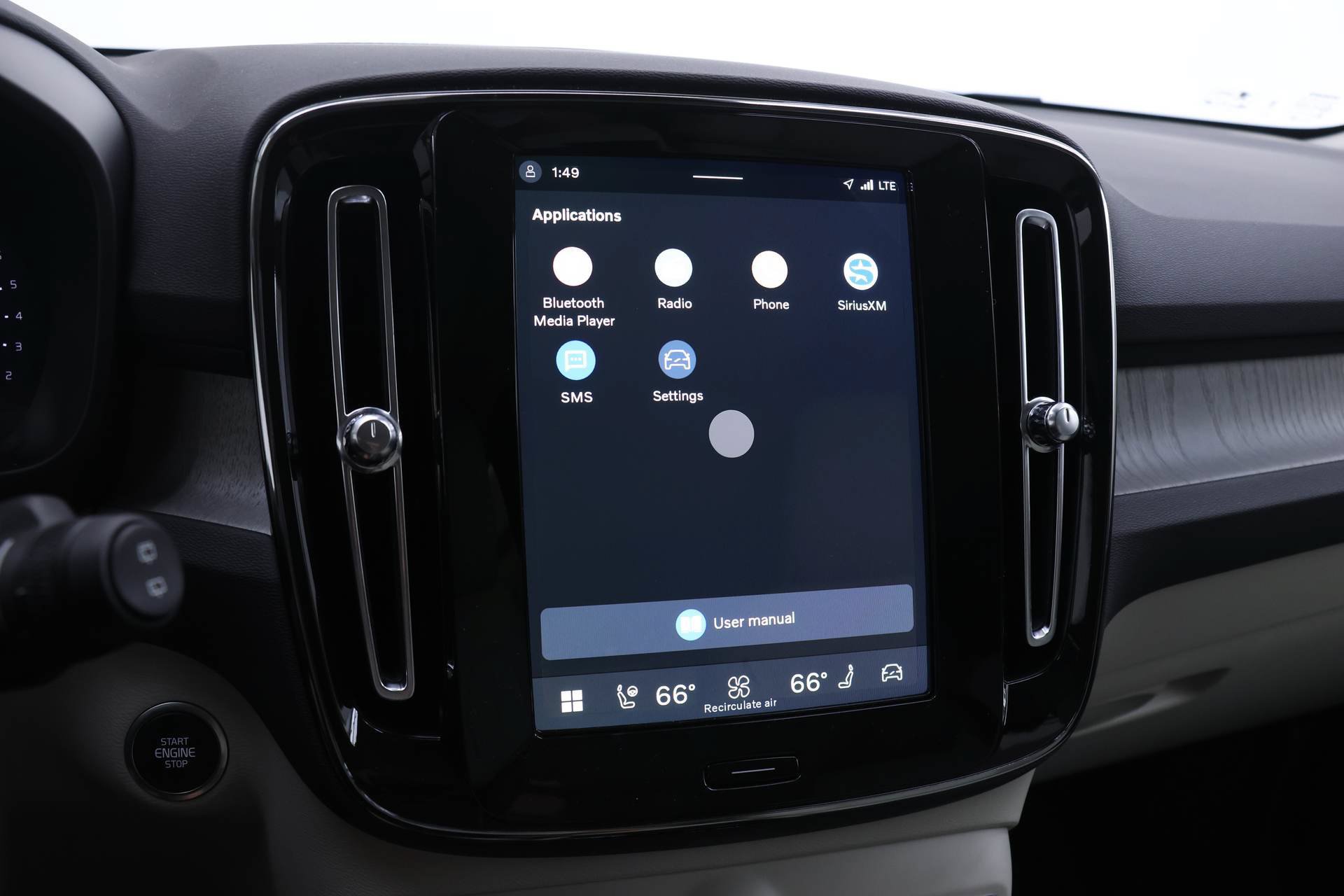 New 2026 Volvo XC40 B5 Ultra w/ Protection Package Premier AWD/4WD image 9