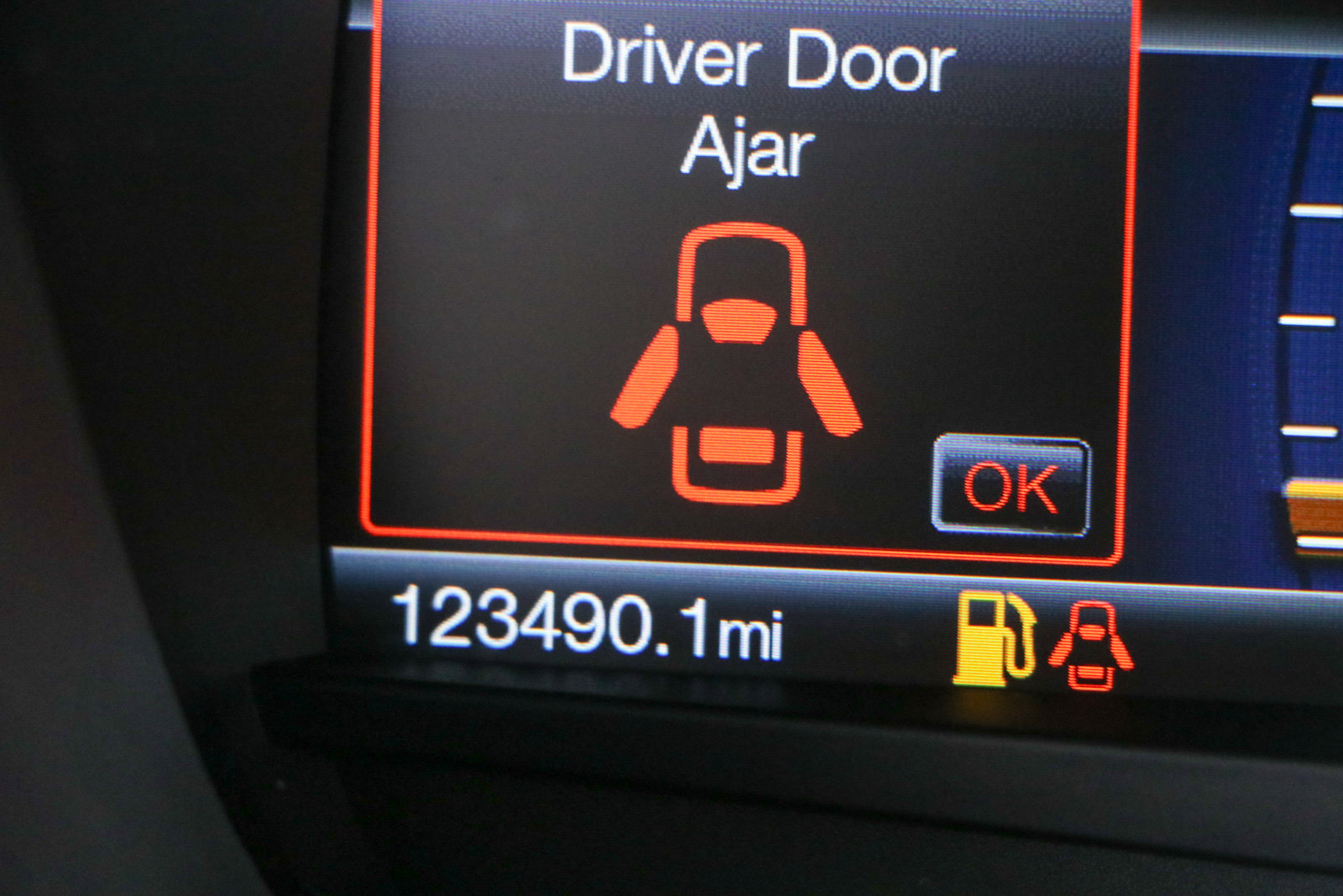 Used 2018 Ford Fusion SE w/ Equipment Group 201A FWD image 16
