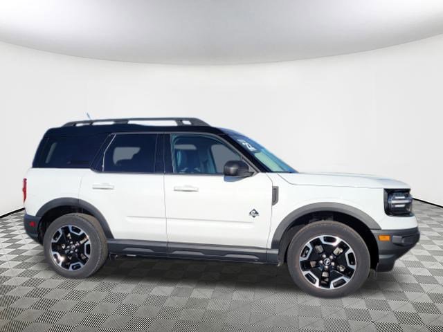 Used 2022 Ford Bronco Sport Outer Banks w/ Tech Package image 7