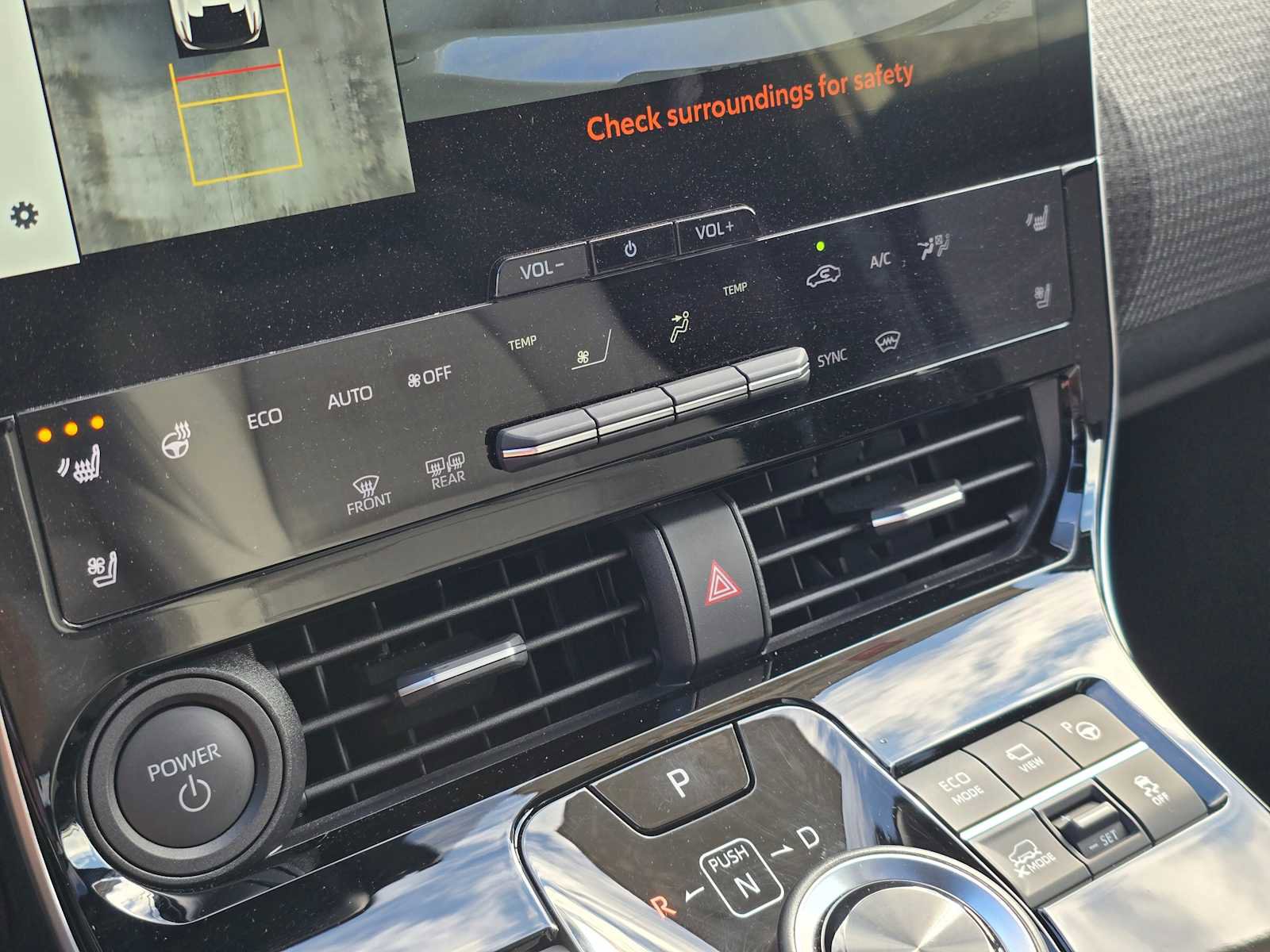 Certified 2025 Toyota bZ4X AWD image 29