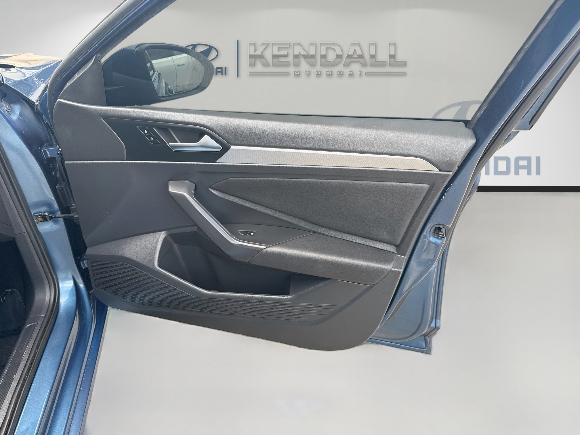 Used 2021 Volkswagen Jetta SE FWD image 30