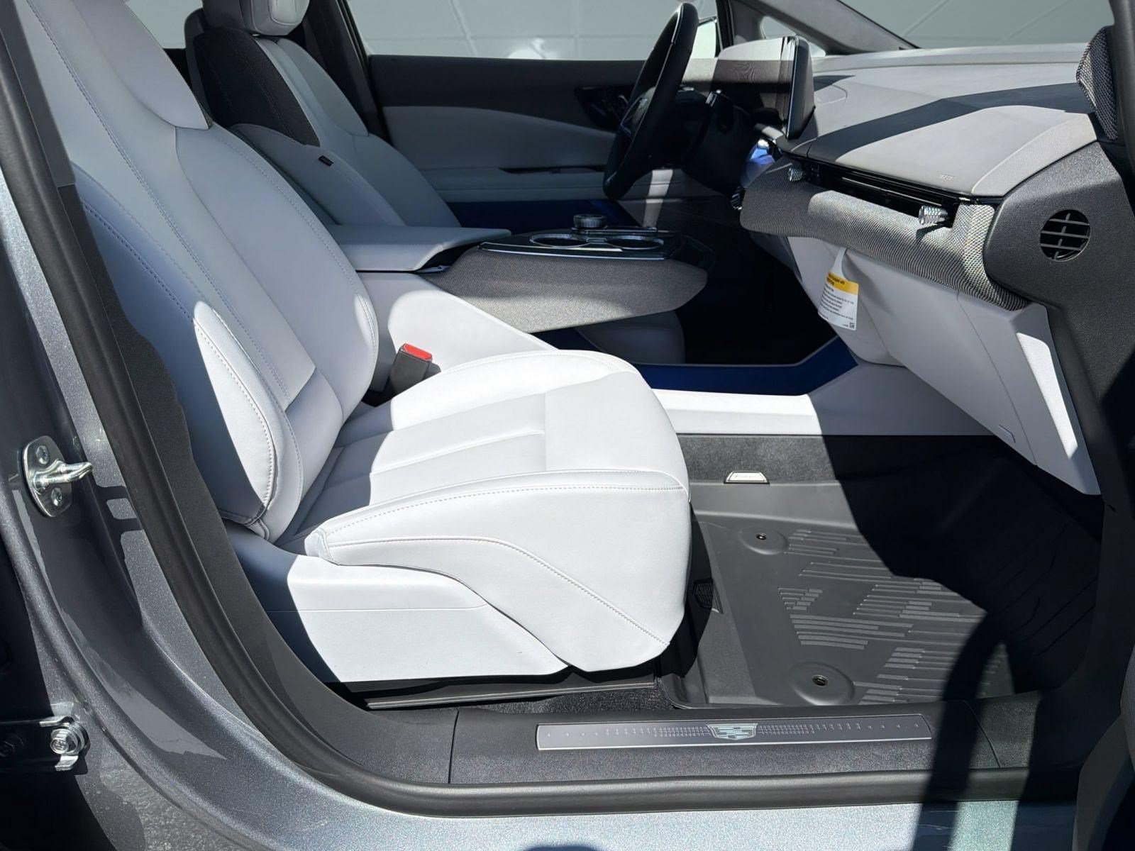 New 2026 Cadillac Optiq Sport 1 w/ LPO, Floor Liner Package RWD image 23