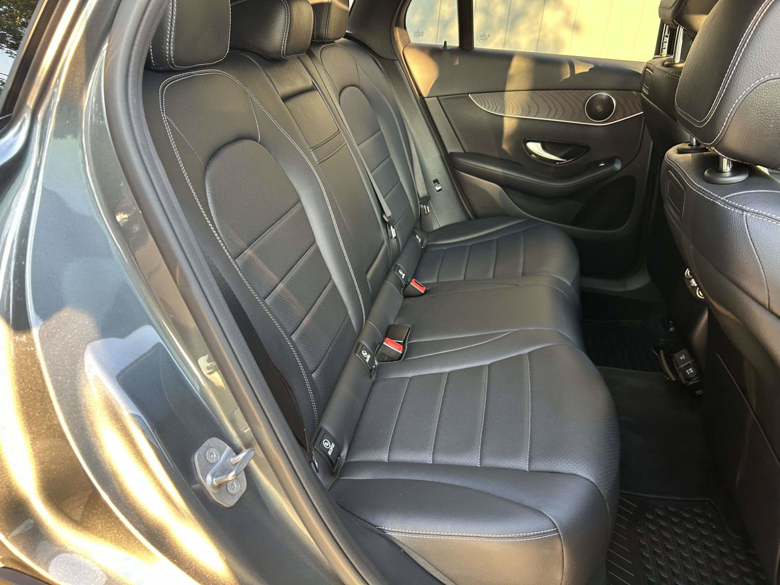 Used 2018 Mercedes-Benz GLC 300 4MATIC image 48