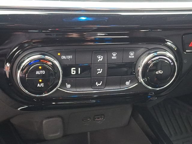 Used 2025 Chevrolet Trax RS FWD image 15