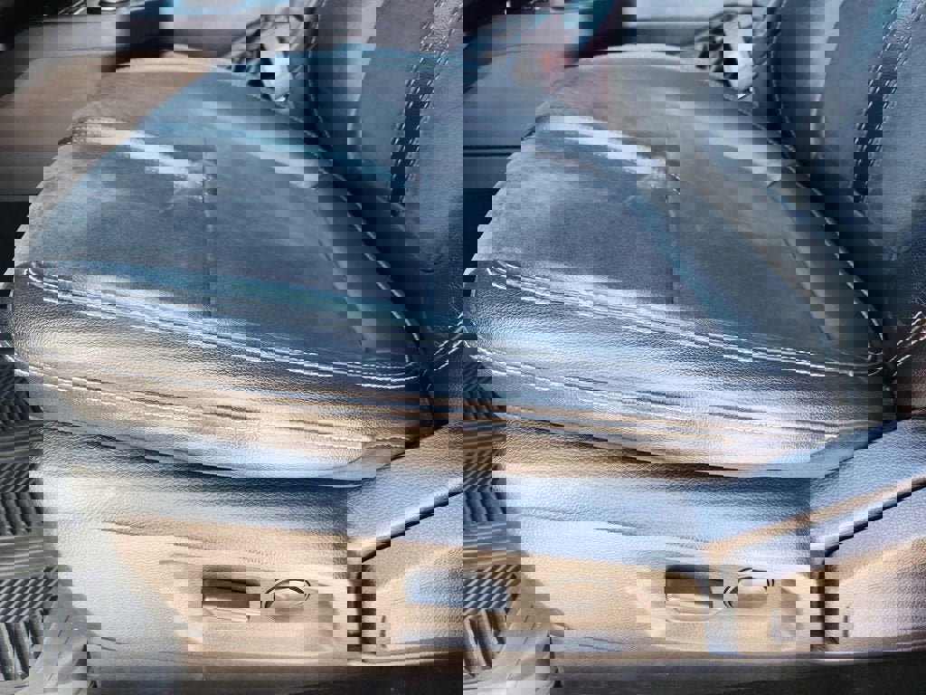 Used 2021 Ford Ranger Lariat w/ Tremor Off-Road Package image 18