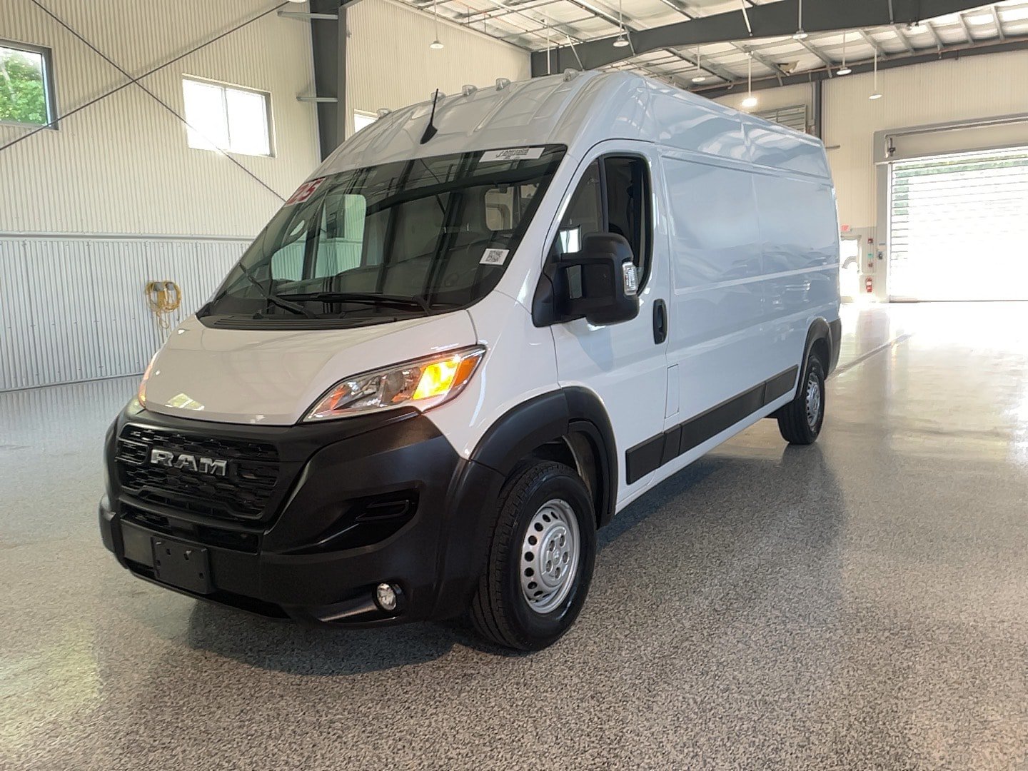 Used 2025 RAM ProMaster 3500 w/ Convenience Group FWD image 3