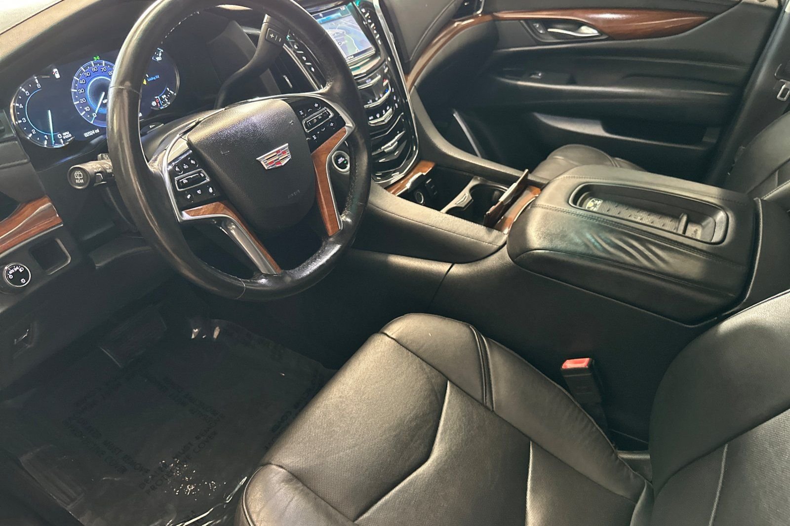 Used 2016 Cadillac Escalade Premium RWD image 10