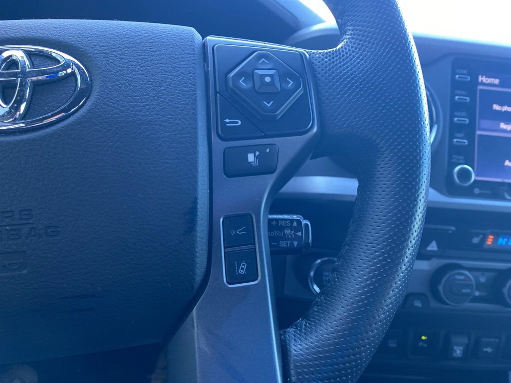 Used 2022 Toyota Tacoma TRD Sport image 11