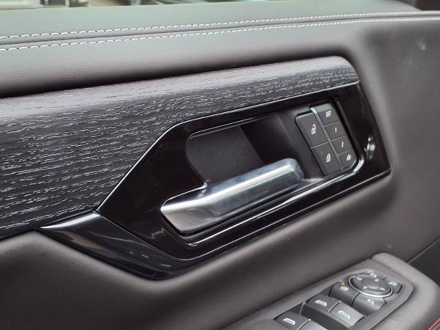 New 2026 GMC Yukon XL AT4 Ultimate w/ LPO, Floor Liner Package AWD/4WD image 16