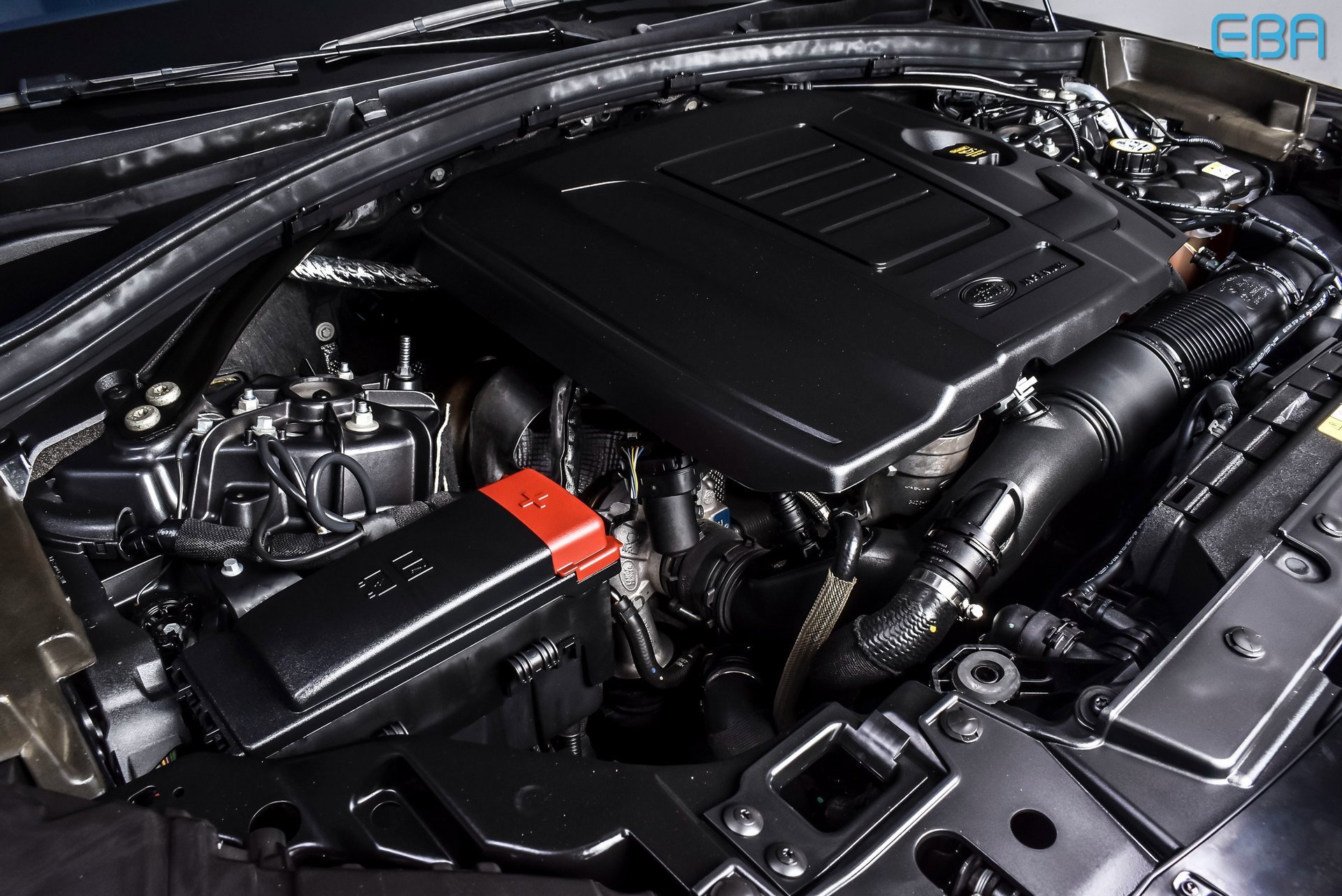 Used 2021 Land Rover Range Rover Velar R-Dynamic S image 12