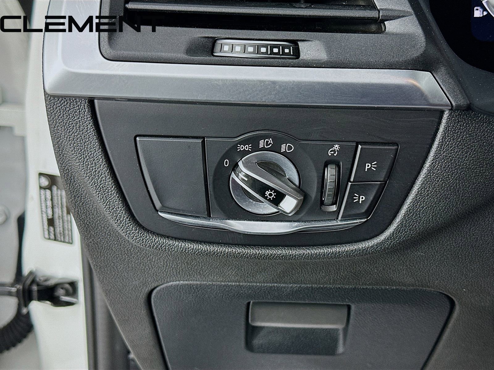 Used 2023 BMW X3 xDrive30i w/ Convenience Package image 13