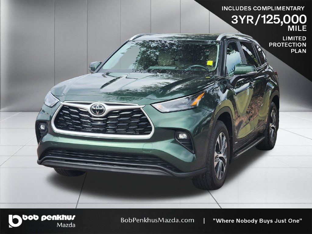 Used 2025 Toyota Highlander XLE AWD/4WD image 23