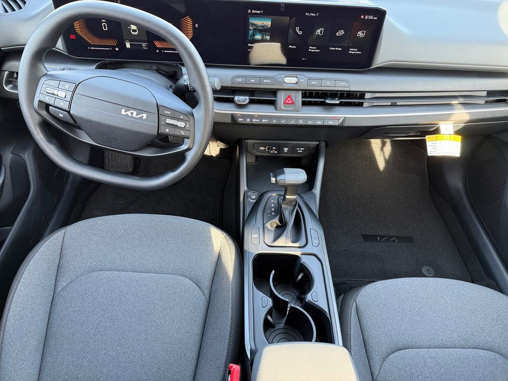 New 2025 Kia K4 LXS image 11