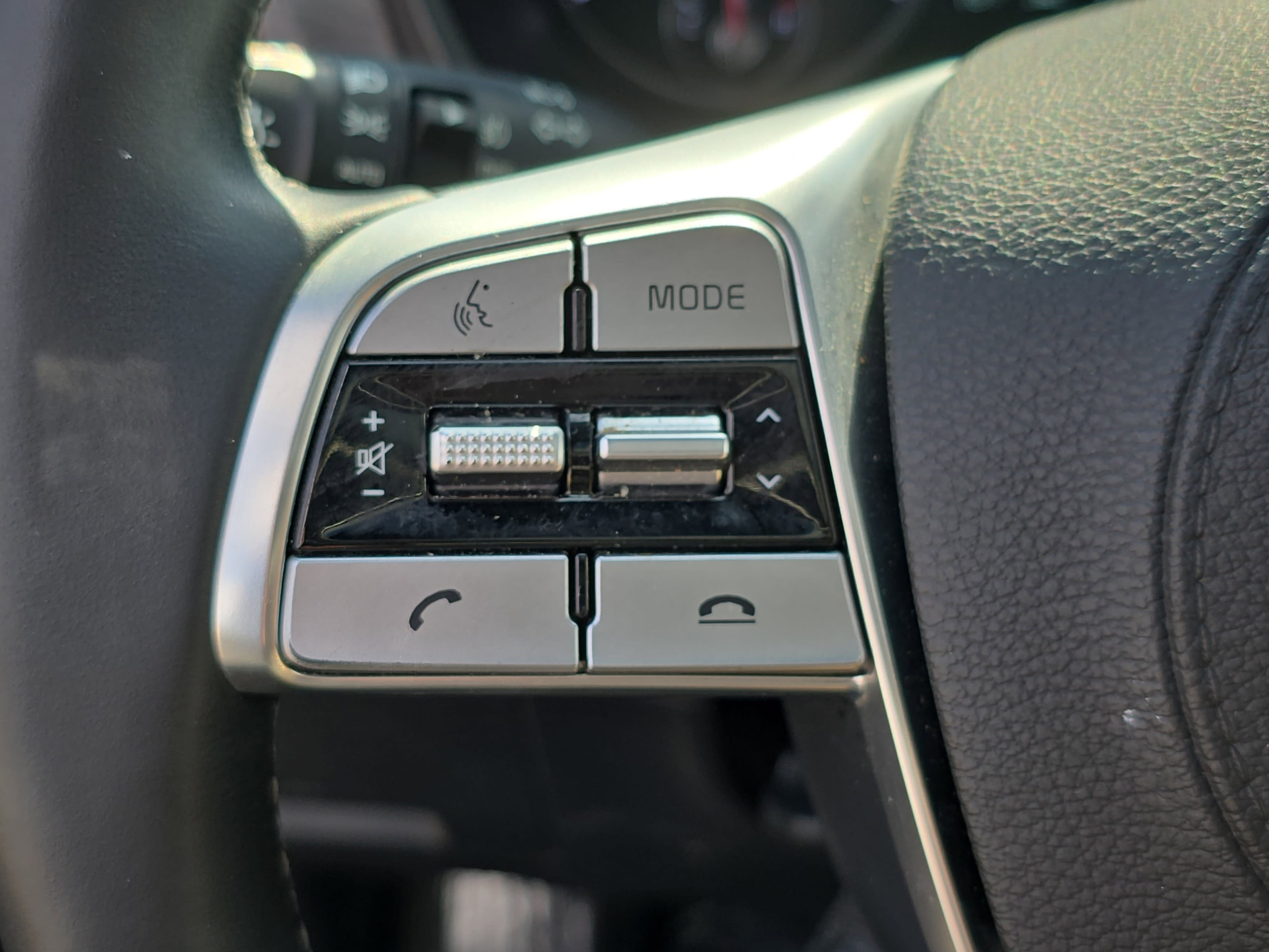 Used 2020 Kia Telluride SX image 19