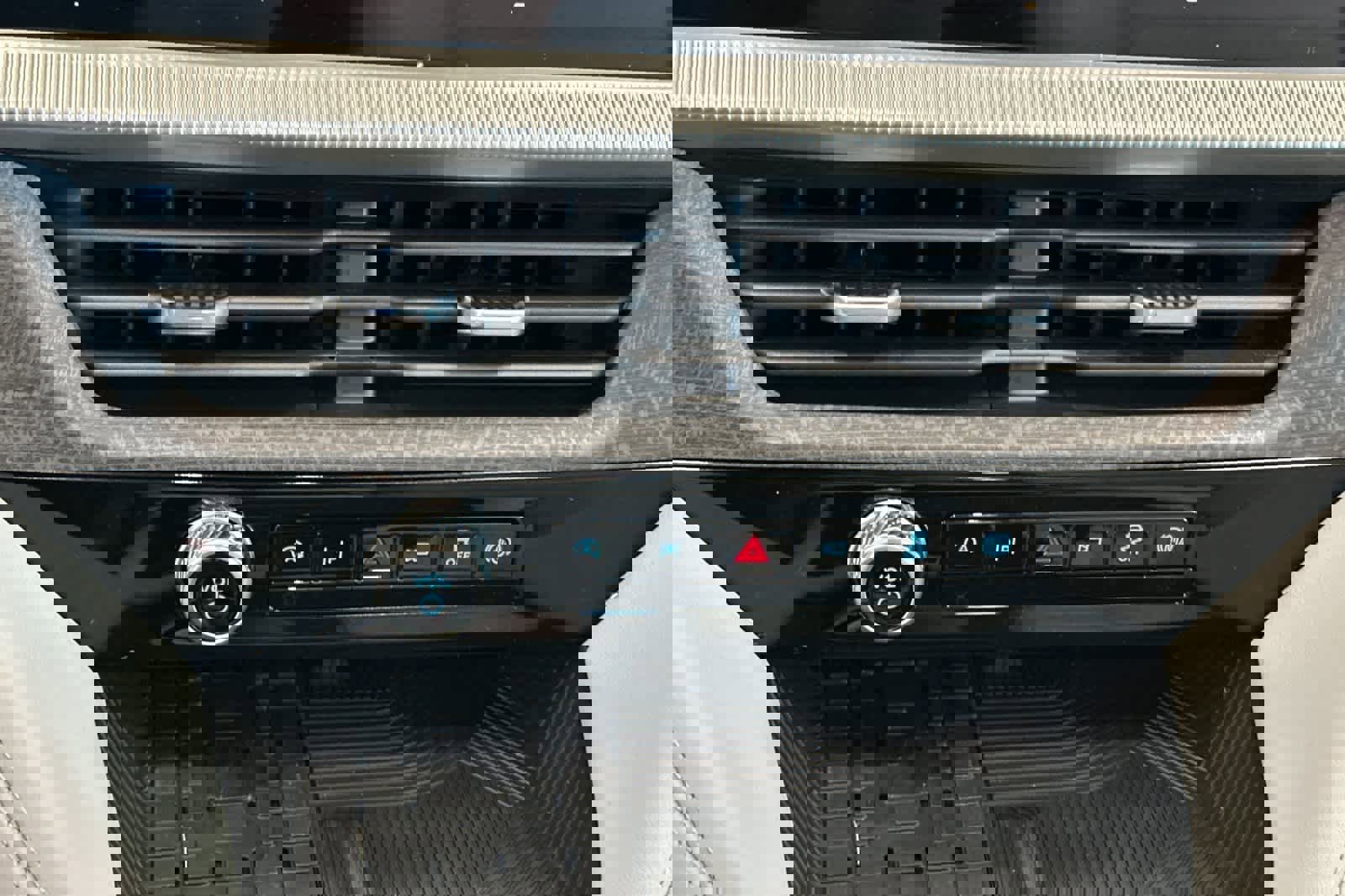 New 2025 Ford Explorer Platinum w/ Ultimate Package image 21